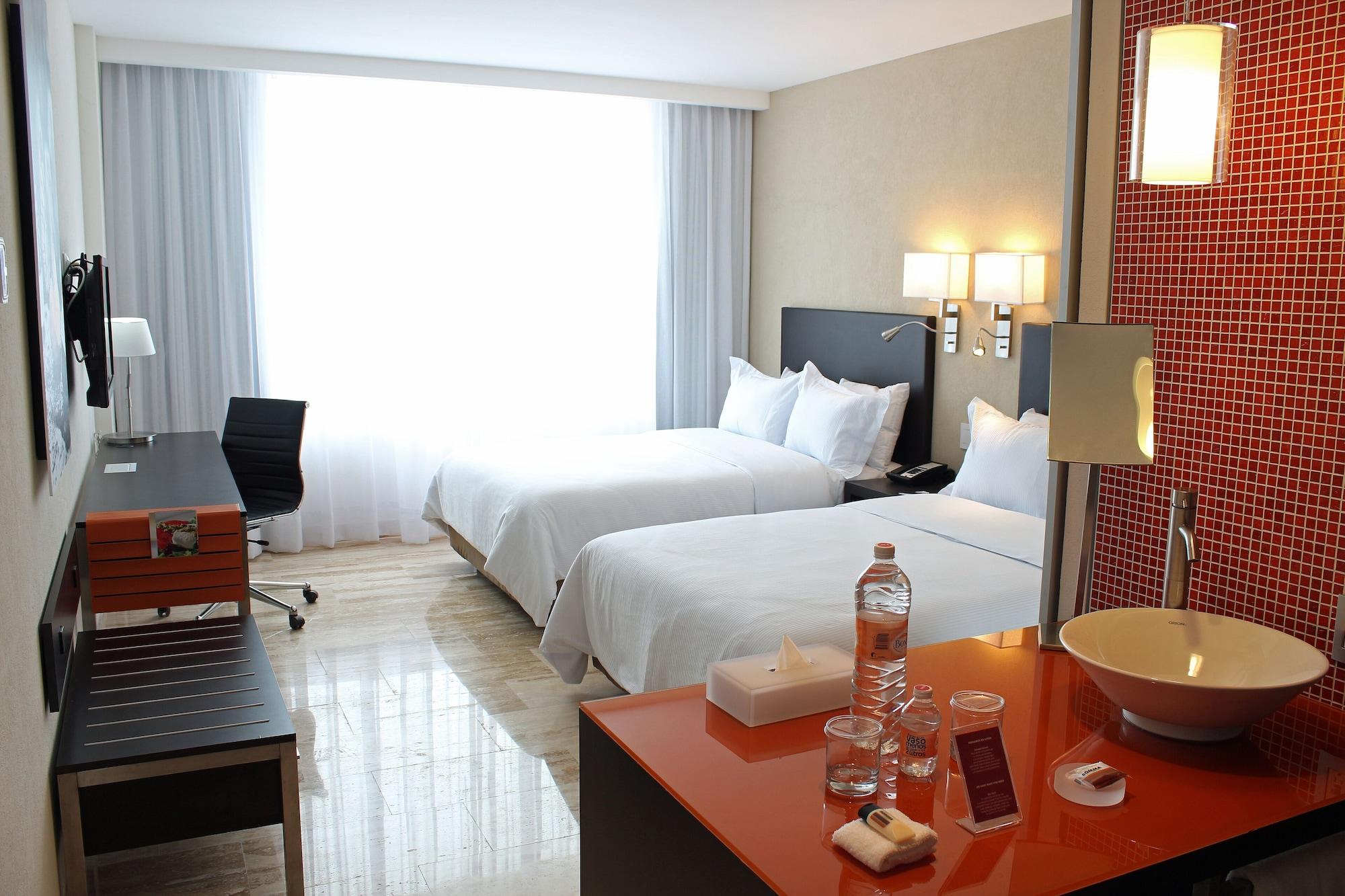Fiesta Inn Четумал Екстериор снимка
