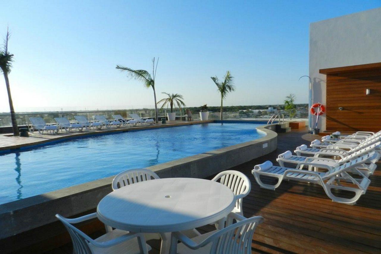 Fiesta Inn Четумал Екстериор снимка